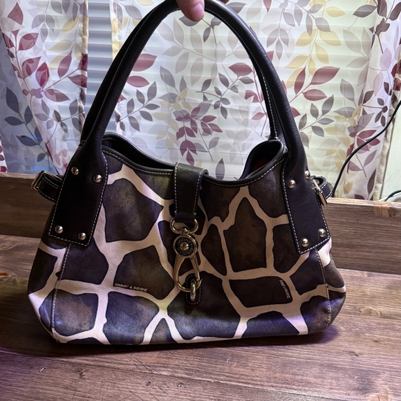 Dooney & Bourke Giraffe Print Satchel Tote – Rare & Stylish - Picture 1 of 10